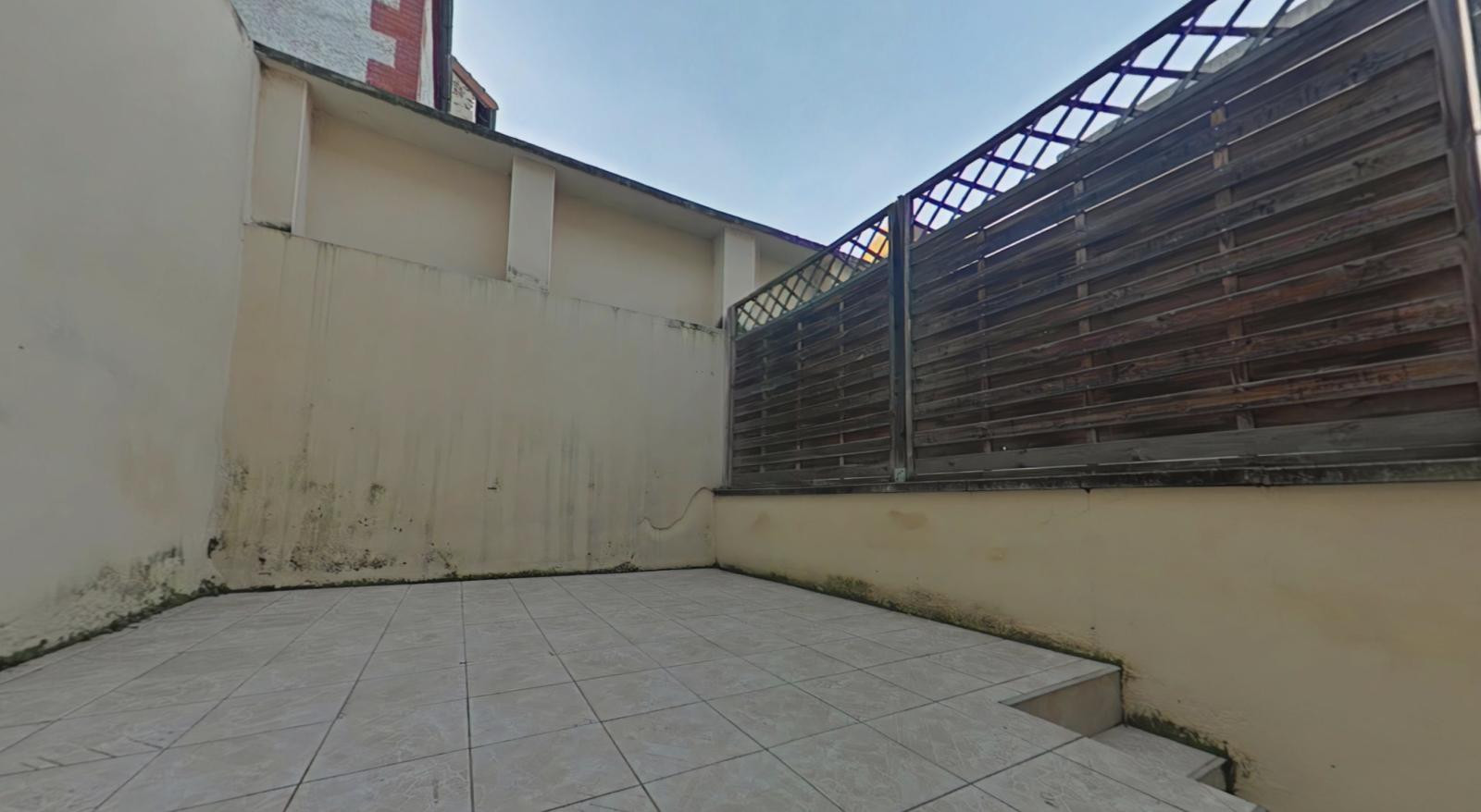 
                                                Location
                                                 Appartement 2 pièces 40 m² - Monluçon