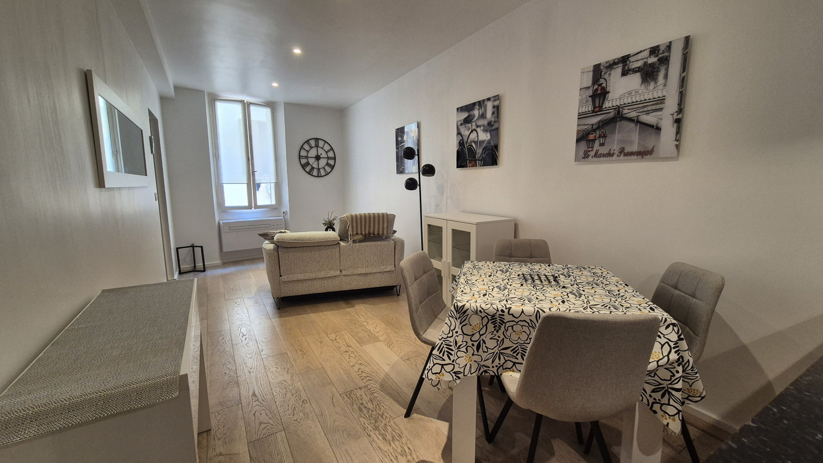 
                                                Location
                                                 Appartement  - 2 pièces  - 41.74 m²
