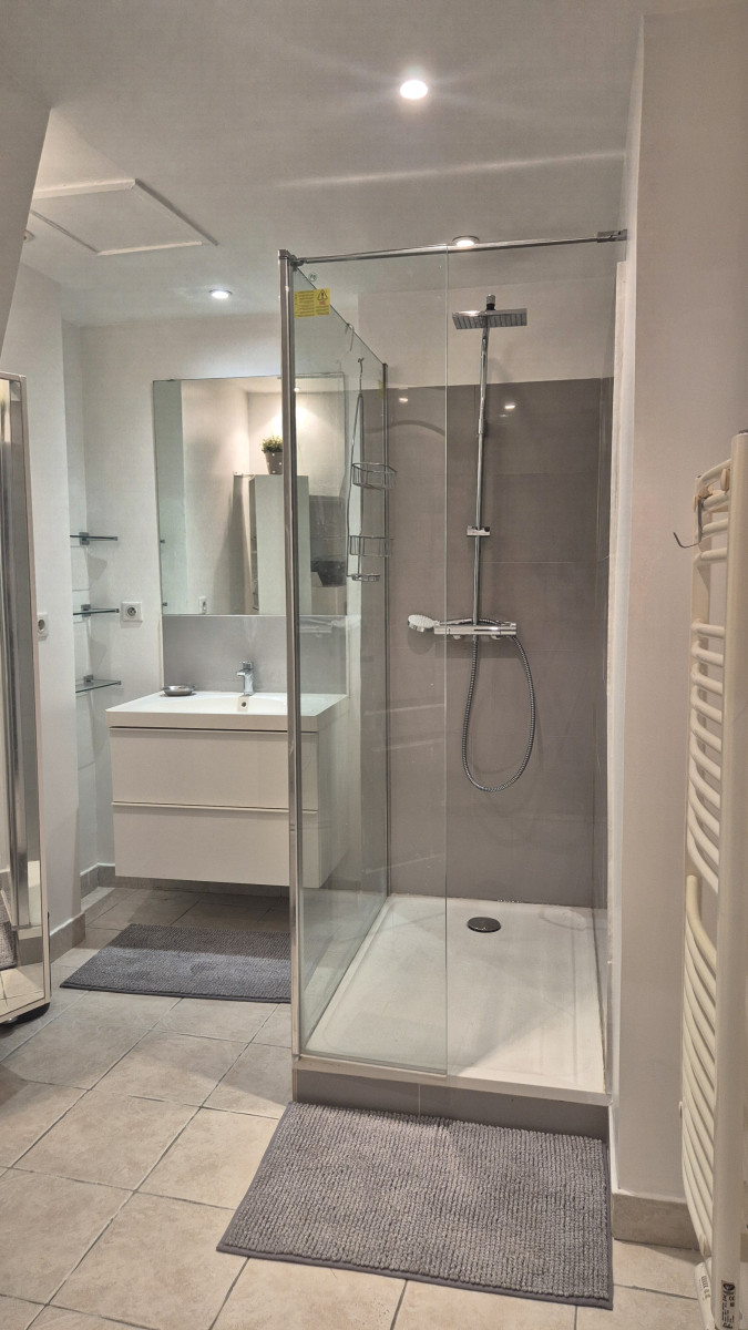 
                                                Location
                                                 Appartement  - 2 pièces  - 41.74 m²