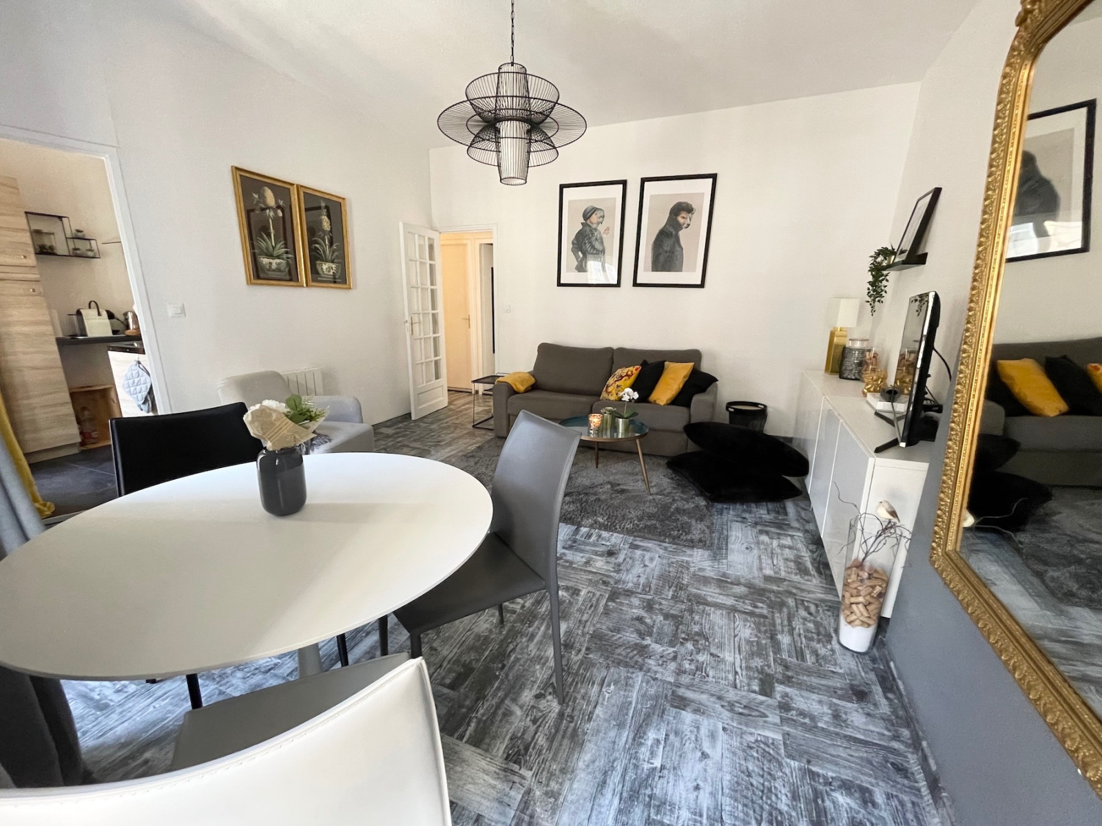 
                                                Vente
                                                 Appartement 2 pièces - 42m2 - Saint Pierre