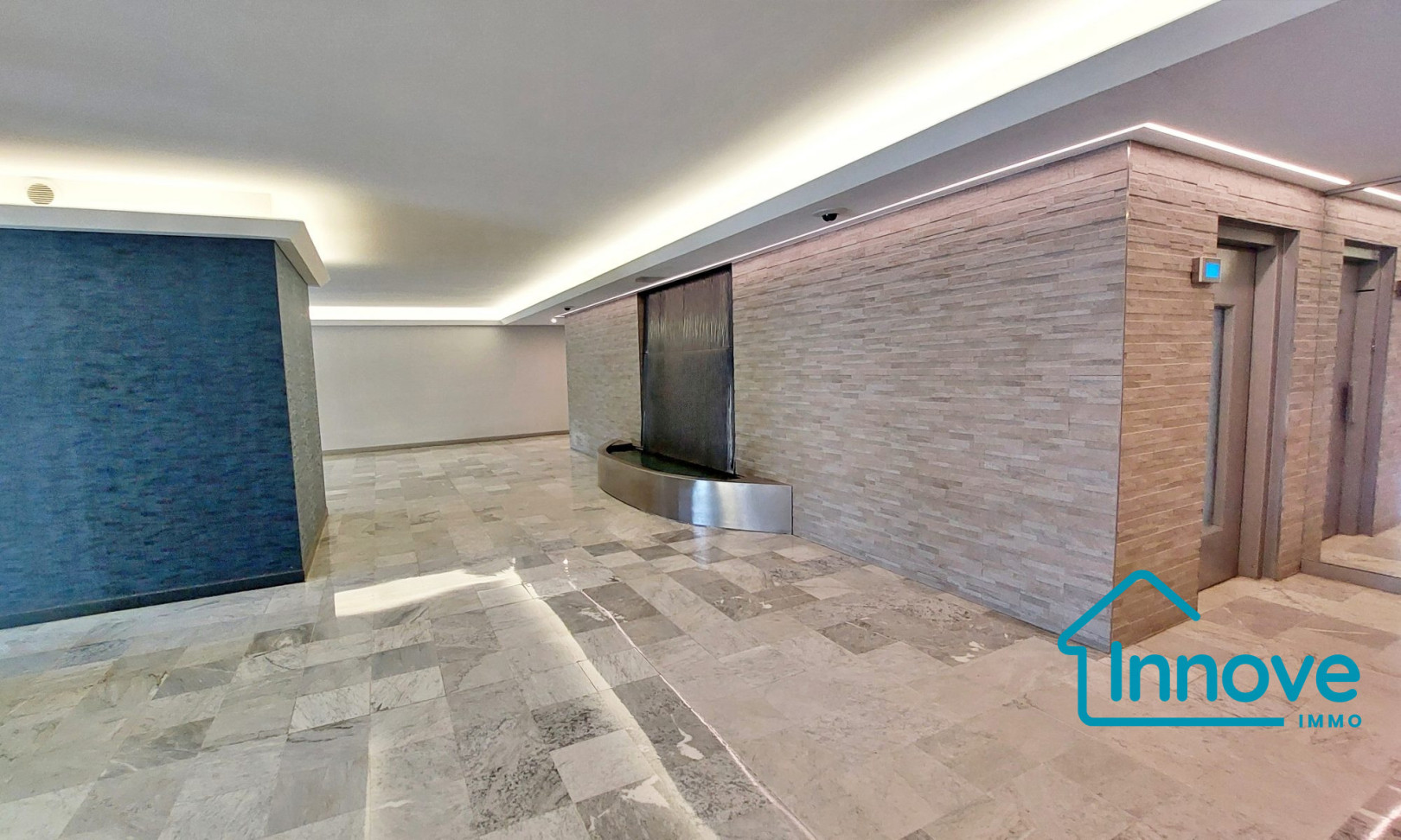 
                                                Vente
                                                 APPARTEMENT 2 PIECES - 44 m² - LE CHESNAY-ROCQUENCOURT