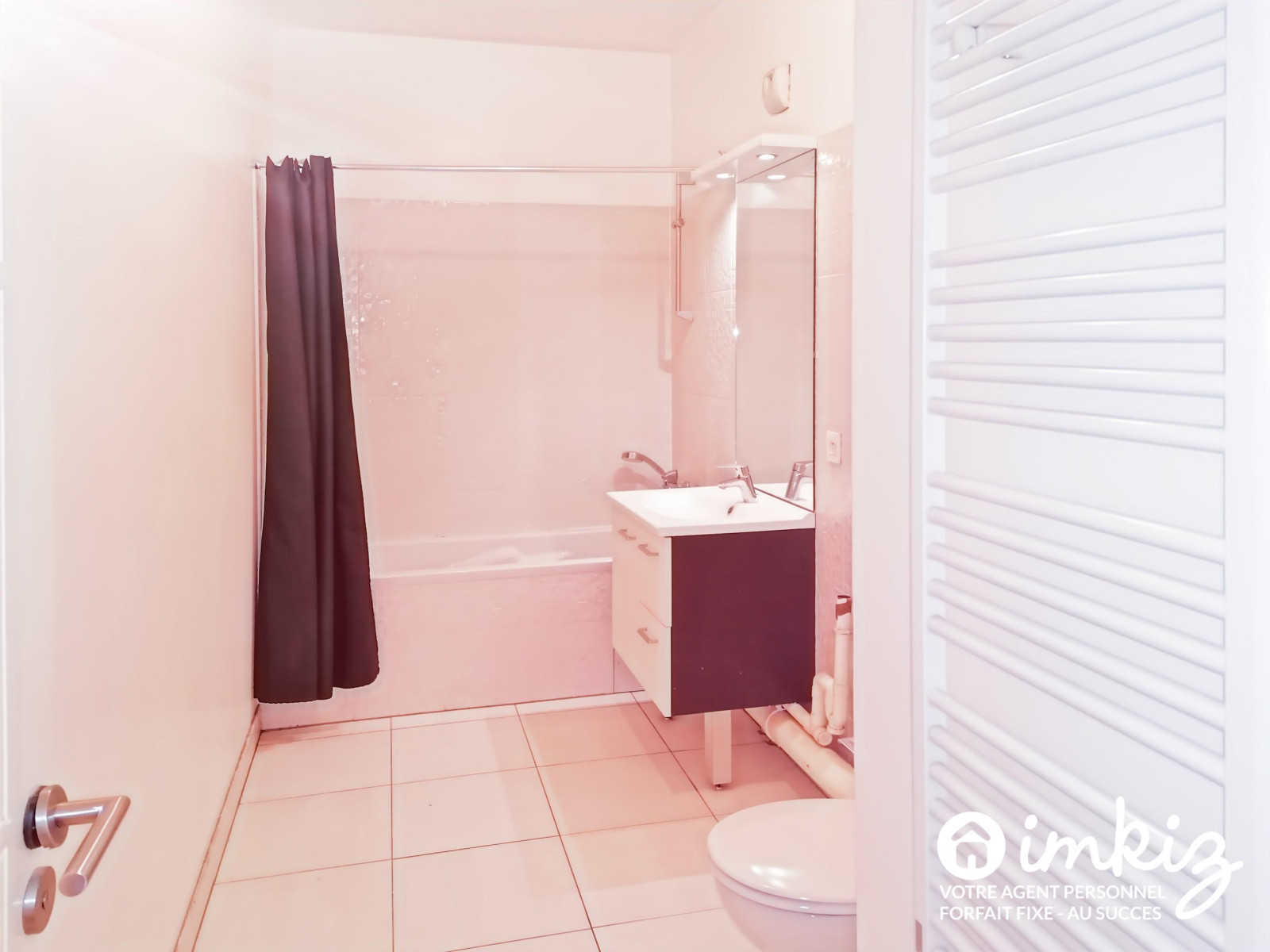 
                                                Vente
                                                 Appartement 2 pièces 44 M2  + terrasse de 14 m2