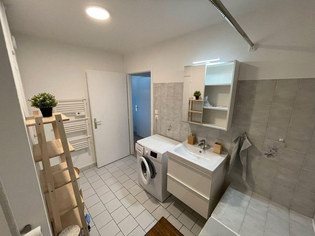 
                                                Location
                                                 Appartement 2 pièces 44m2