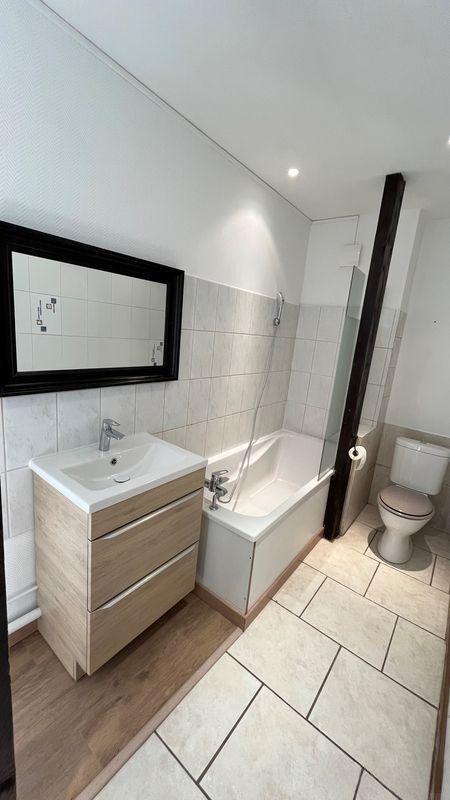 
                                                Location
                                                 Appartement - 2 pièces - 44m2