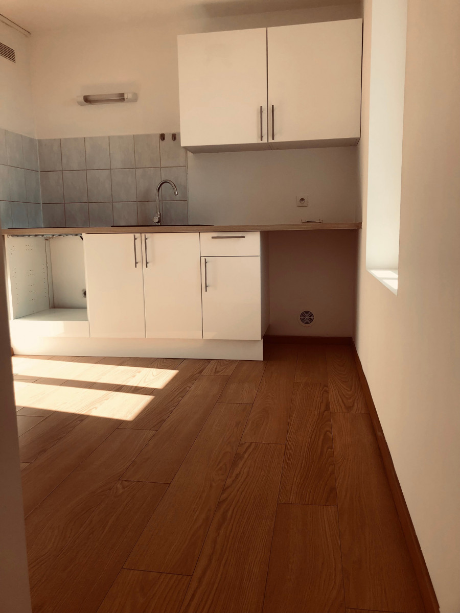 
                                                Location
                                                 Appartement 2 pièces 45m² meublé