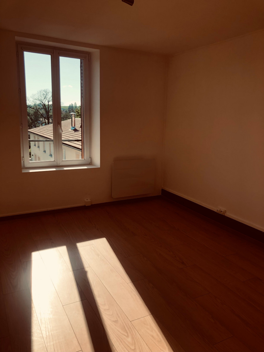 
                                                Location
                                                 Appartement 2 pièces 45m² meublé