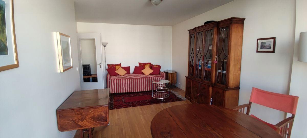 
                                                Location
                                                 Appartement 2 pièces 47 m² sans vis-à-vis
