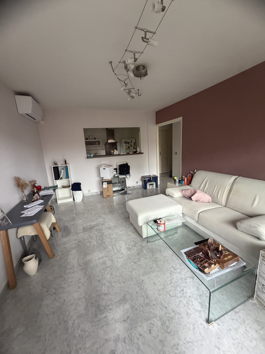 
                                                Vente
                                                 Appartement  - 2 pièces  - 48.43 m²