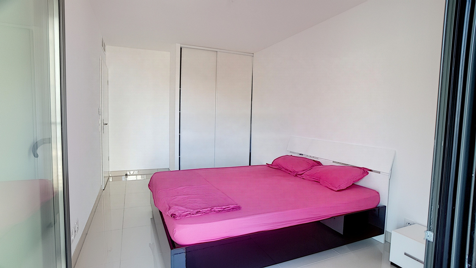 
                                                Location
                                                 Appartement  - 2 pièces  - 49.03 m²