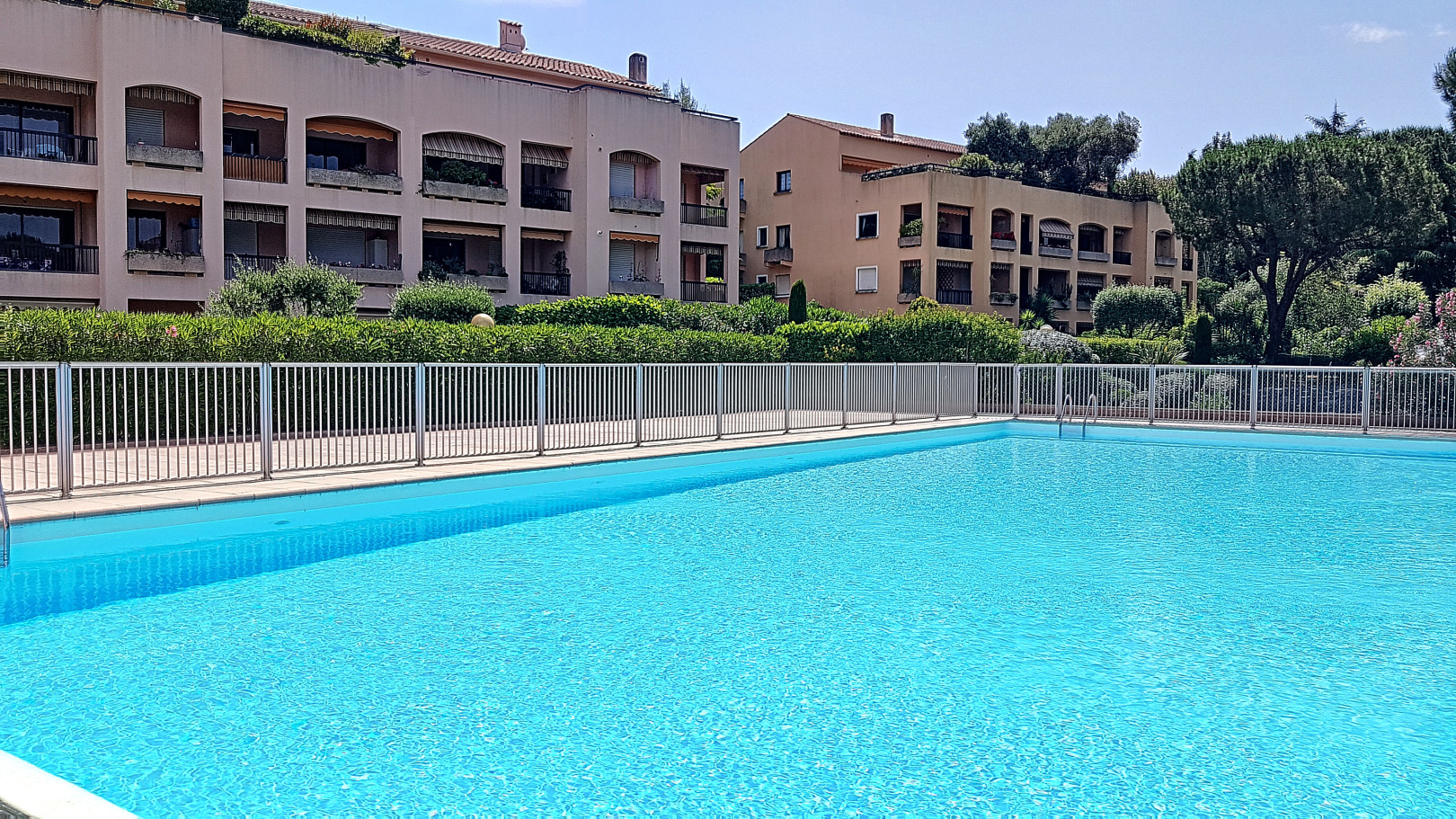 
                                                Location
                                                 Appartement  - 2 pièces  - 49.39 m²