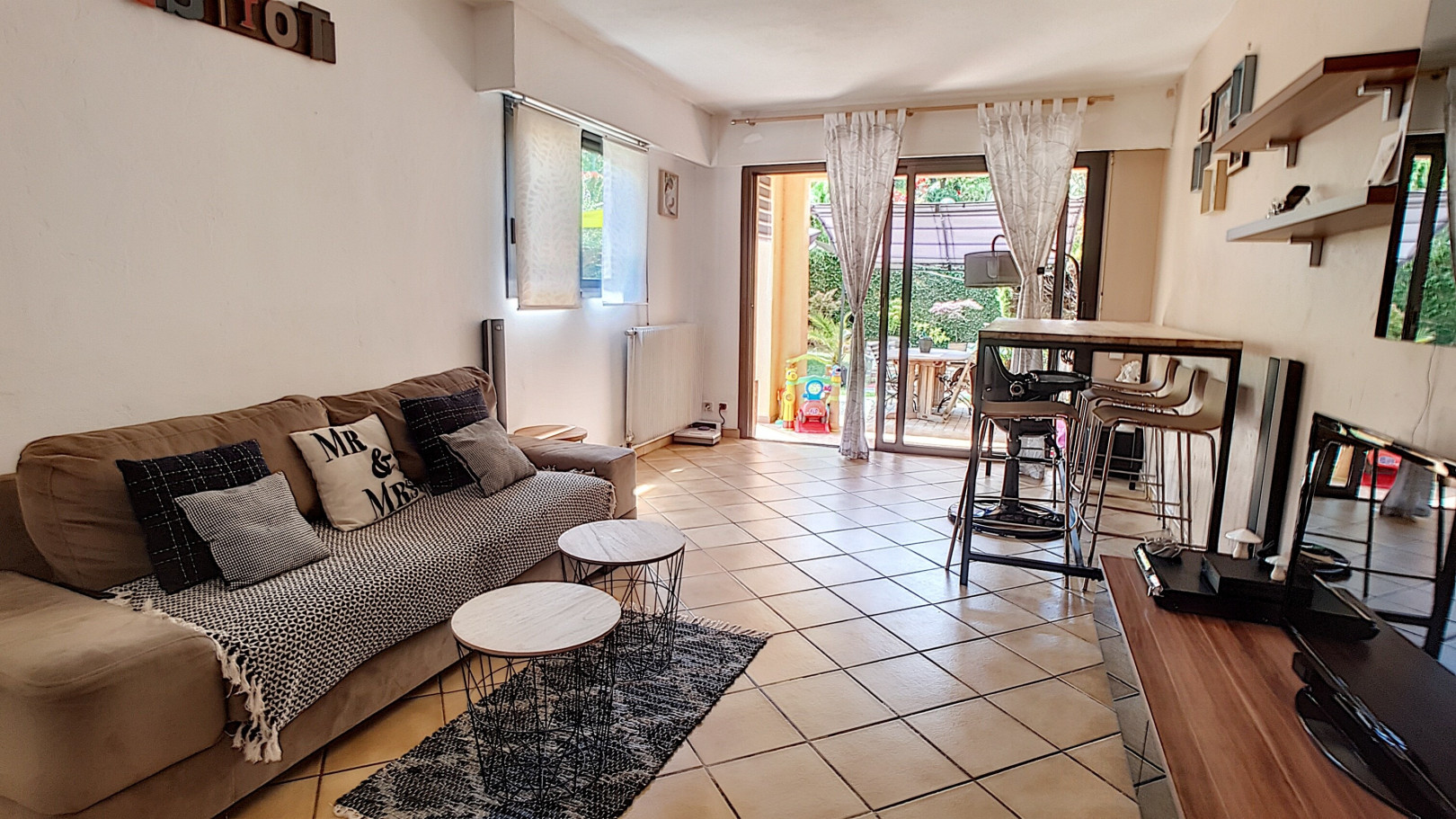 
                                                Location
                                                 Appartement  - 2 pièces  - 49.39 m²