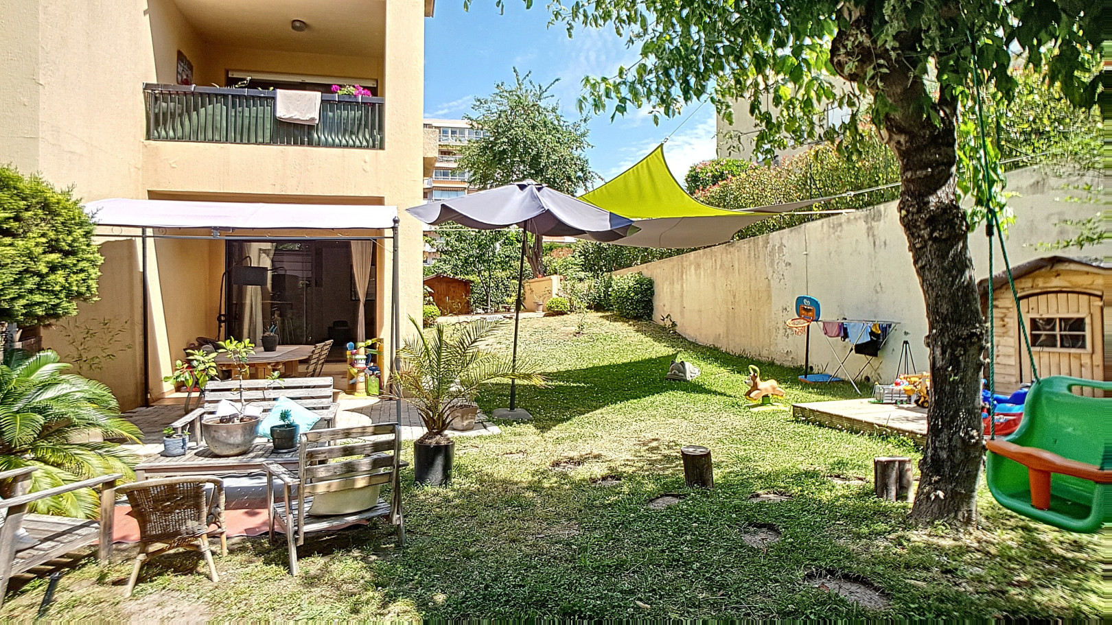 
                                                Location
                                                 Appartement  - 2 pièces  - 49.39 m²