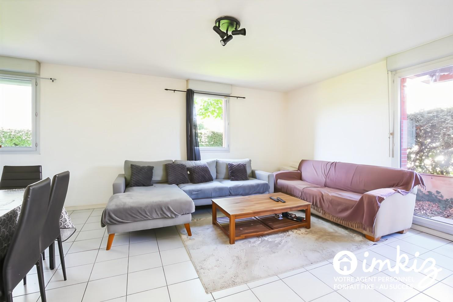 
                                                Vente
                                                 Appartement 2 pièces 50 m2 parking piscine