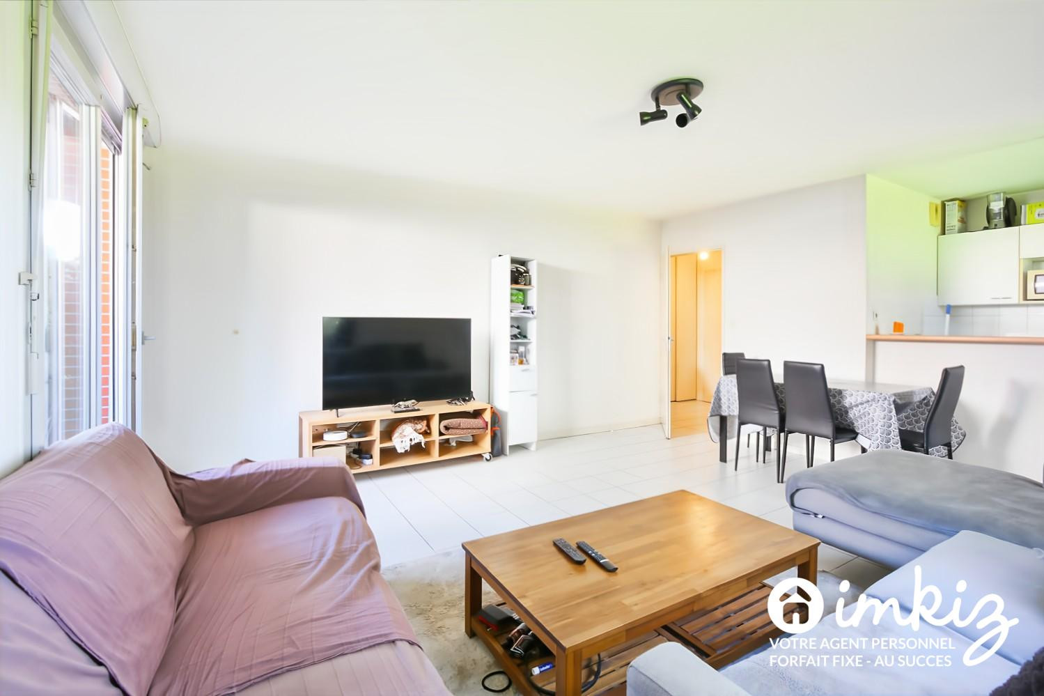 
                                                Vente
                                                 Appartement 2 pièces 50 m2 parking piscine