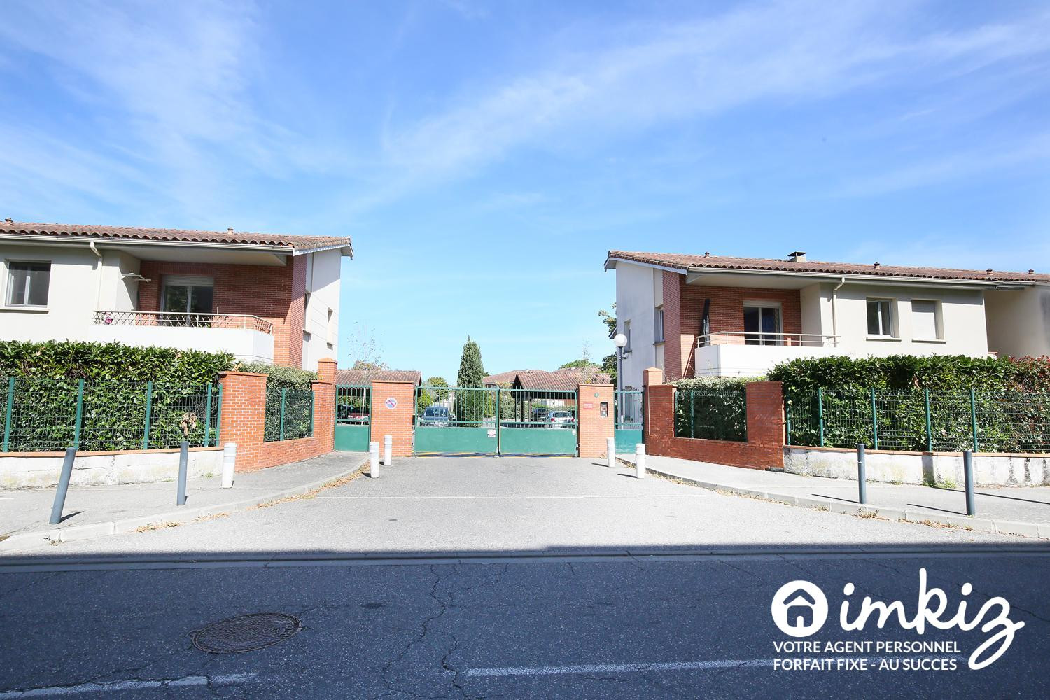 
                                                Vente
                                                 Appartement 2 pièces 50 m2 parking piscine