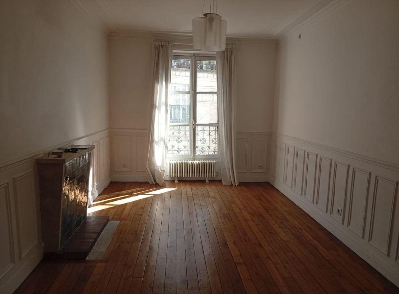 
                                                Location
                                                 Appartement 2 pièces 50m2