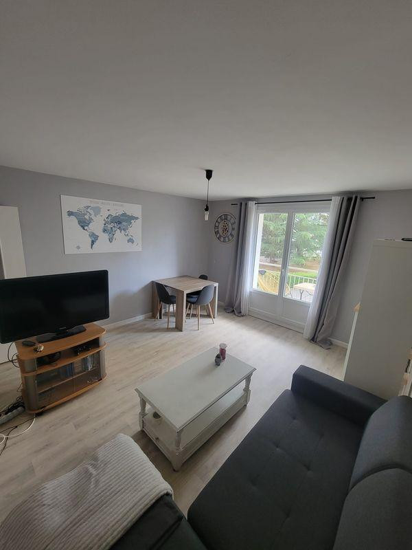 
                                                Location
                                                 Appartement . 2 pièces . 54m²