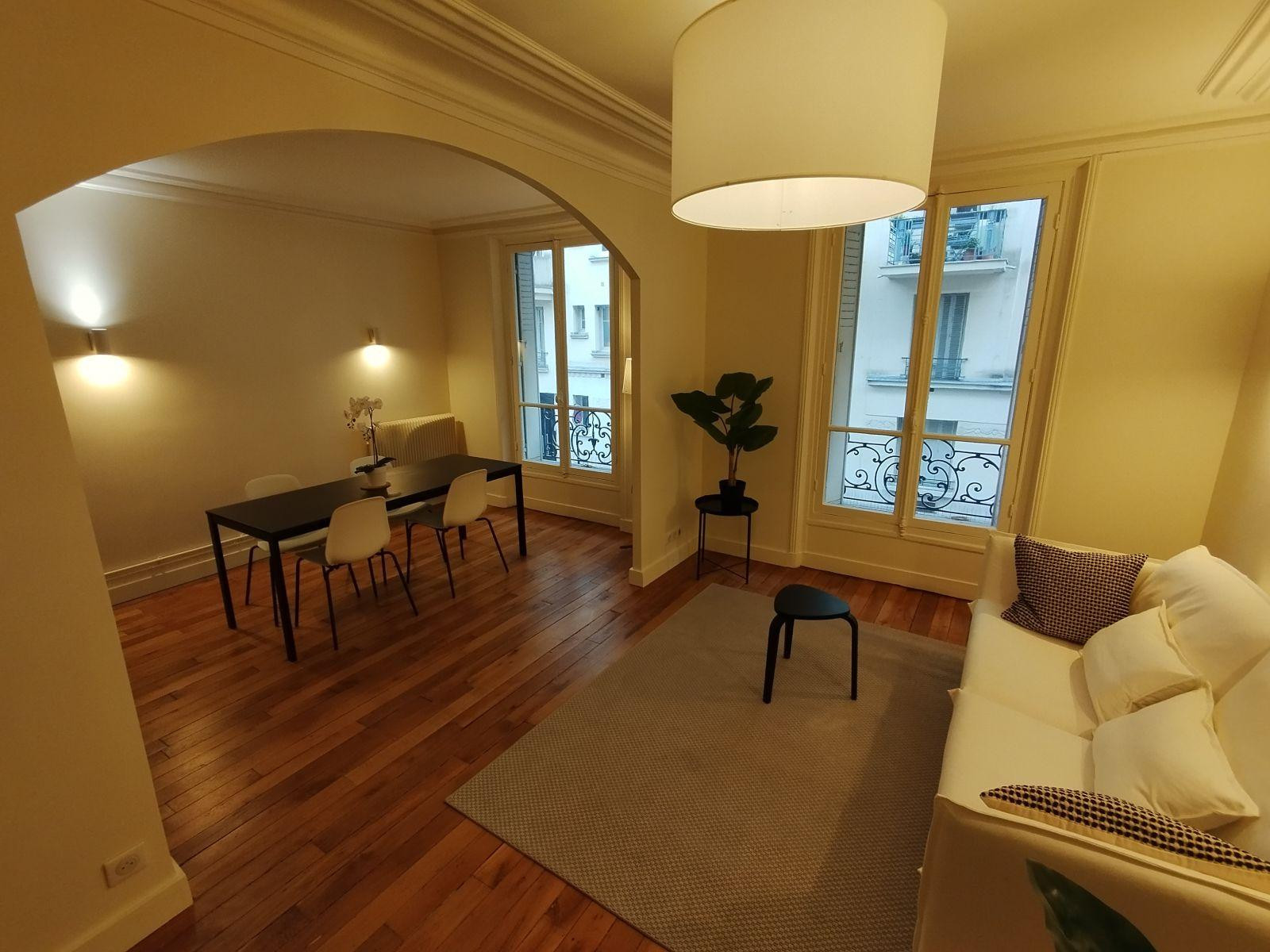 
                                                Location
                                                 Appartement 2 pièces 56 m² - meublé - Mairie 18e