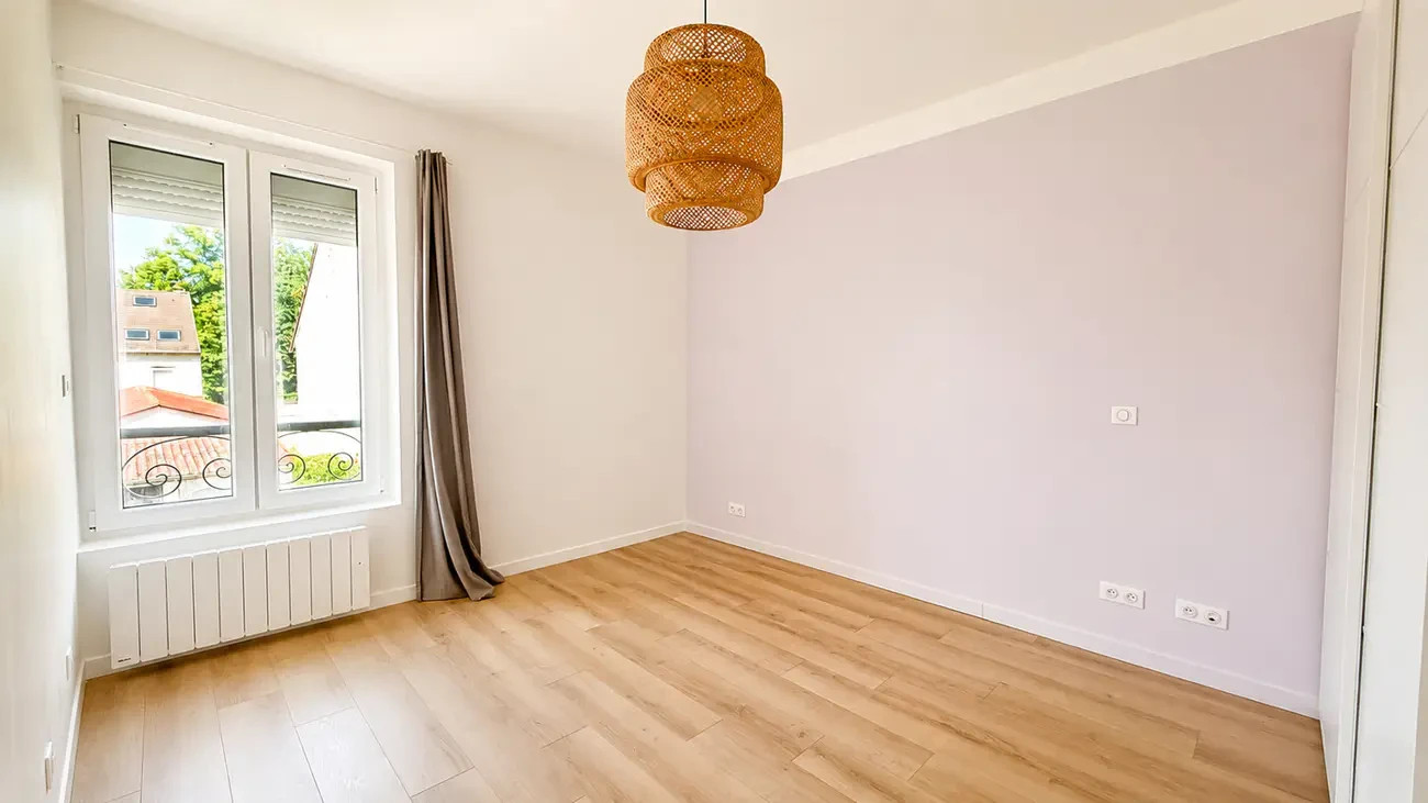 
                                                Vente
                                                 Appartement 2 pièces 56m² avec cave