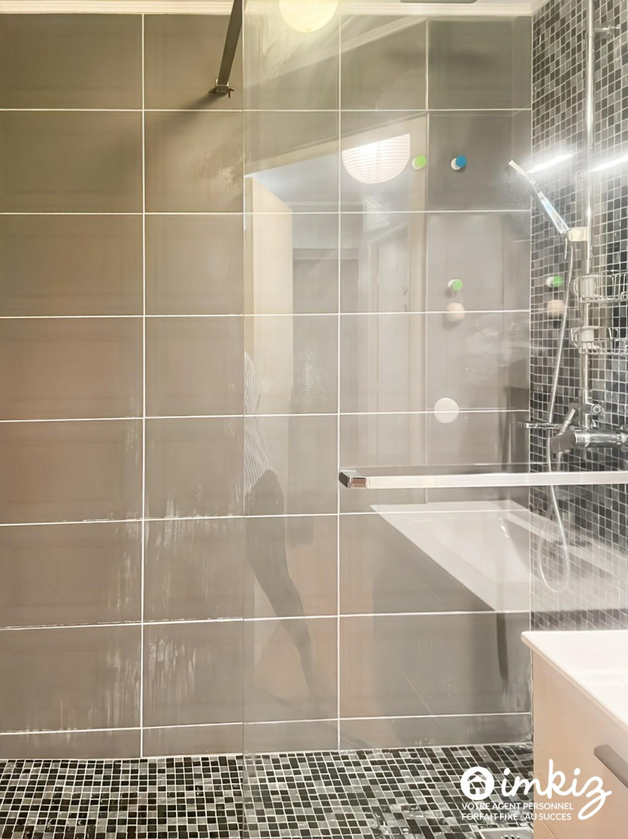 
                                                Vente
                                                 Appartement 2 pièces - 6 minutes à pied du métro