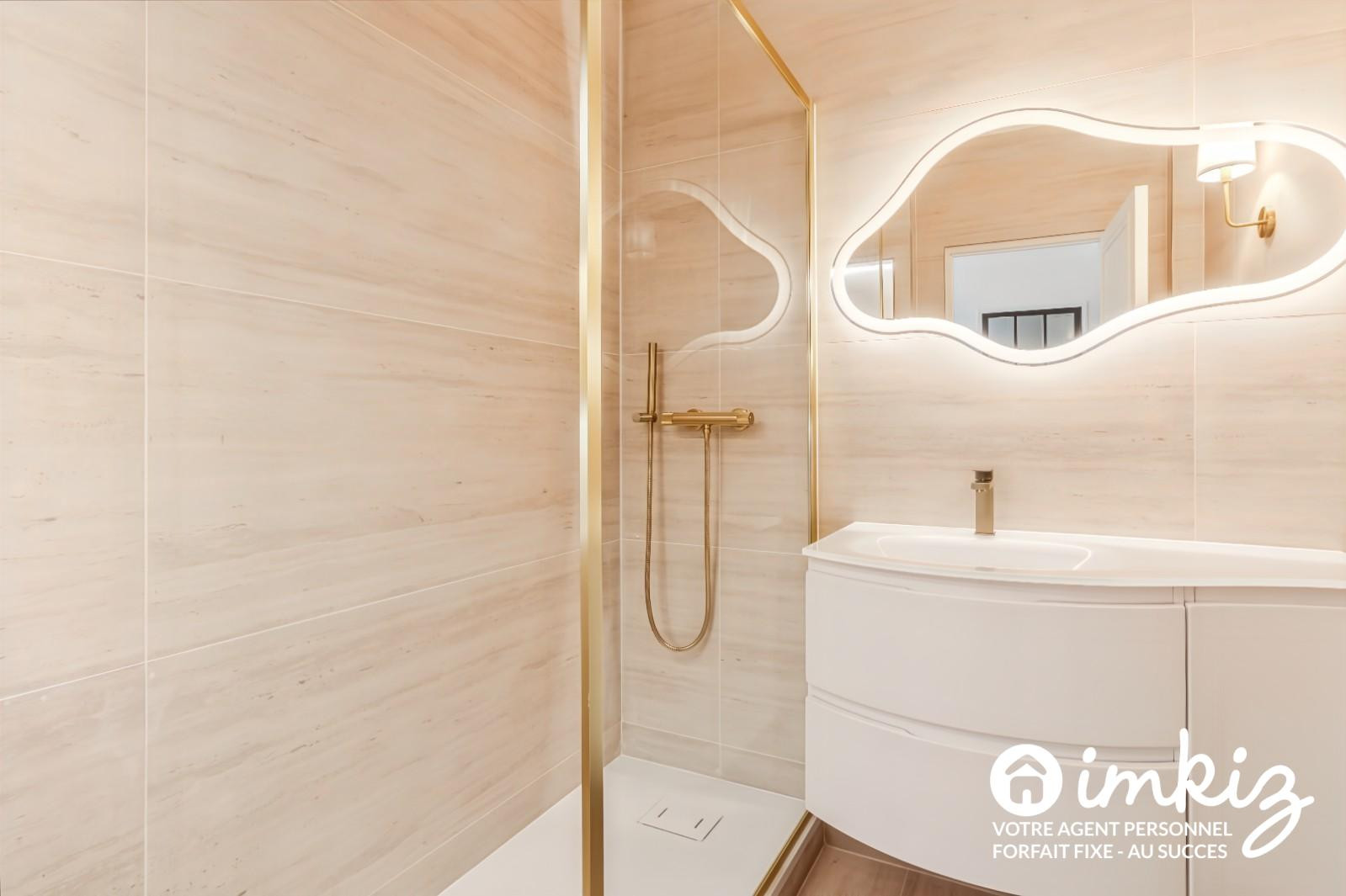 
                                                Vente
                                                 Appartement 2 pièces