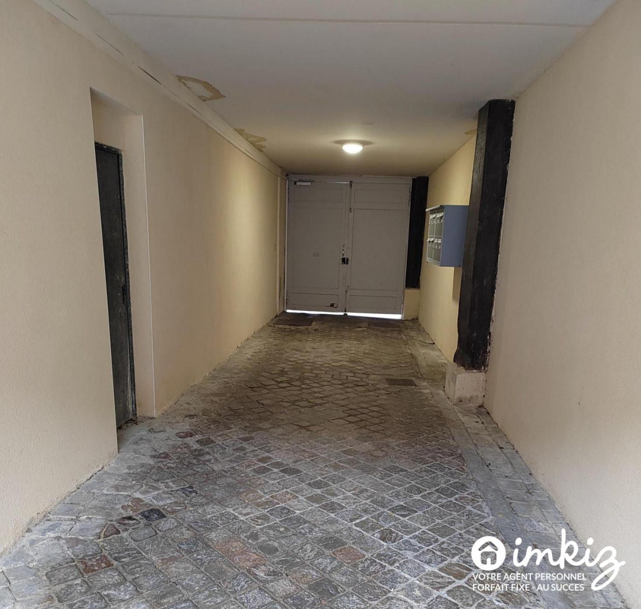 
                                                Vente
                                                 Appartement 2 pièces