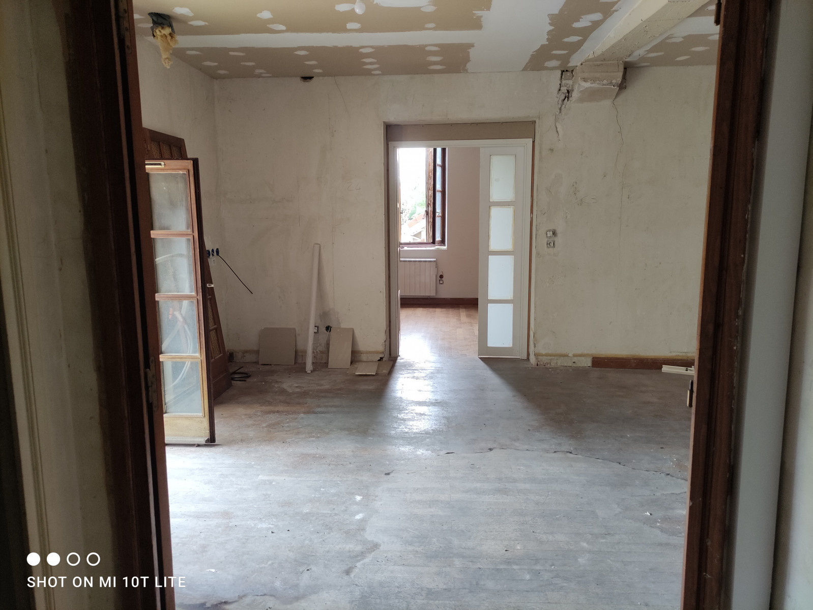 
                                                Vente
                                                 APPARTEMENT 2 PIECES