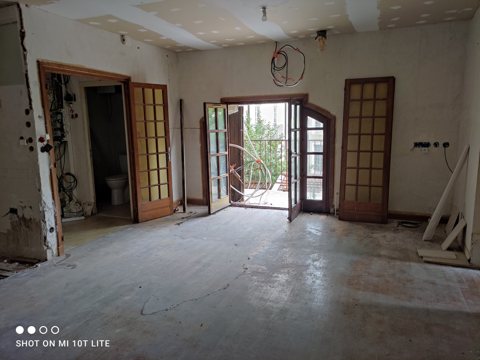 
                                                Vente
                                                 APPARTEMENT 2 PIECES