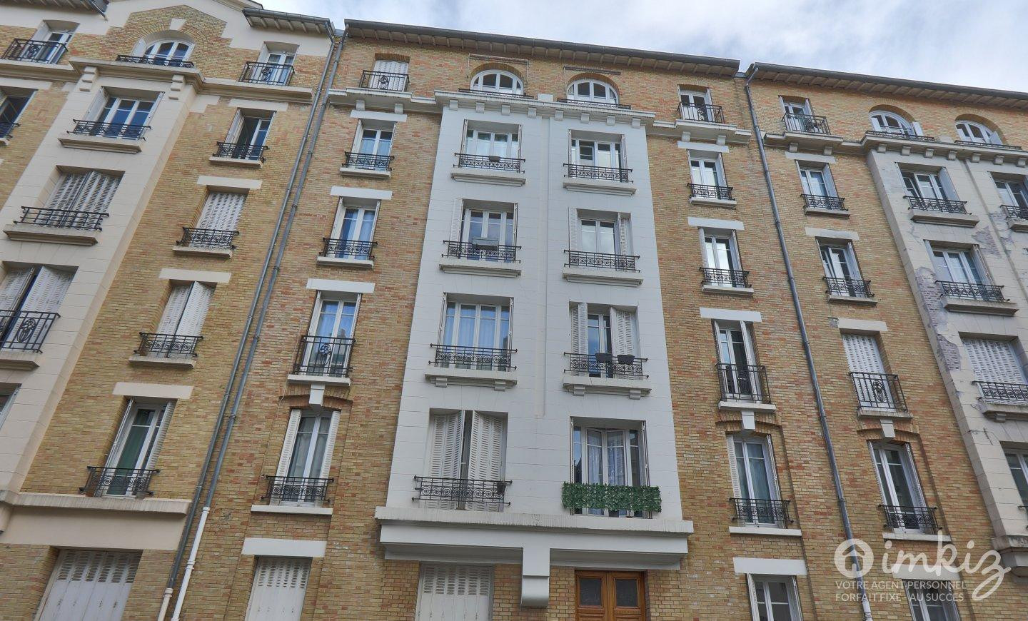 
                                                Vente
                                                 Appartement 2 pièces