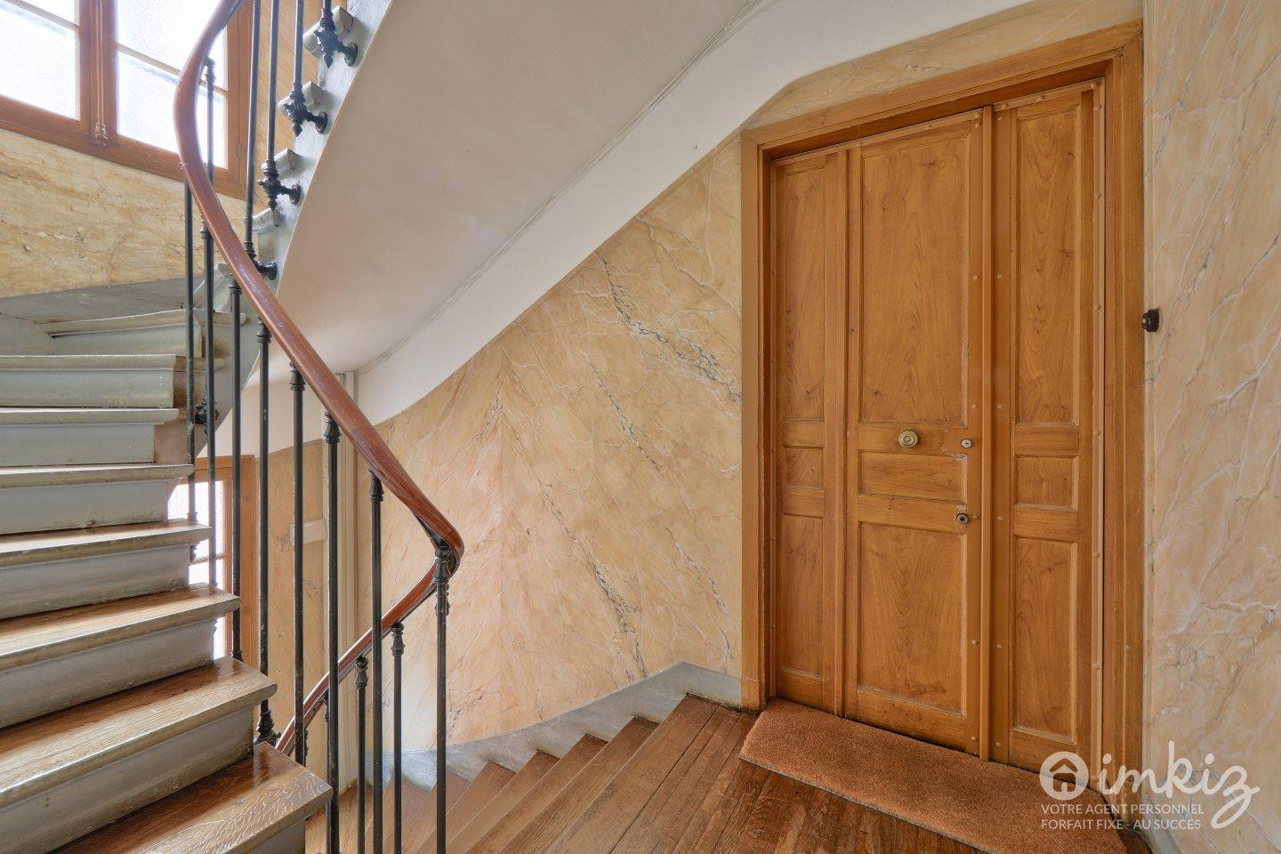 
                                                Vente
                                                 Appartement 2 pièces