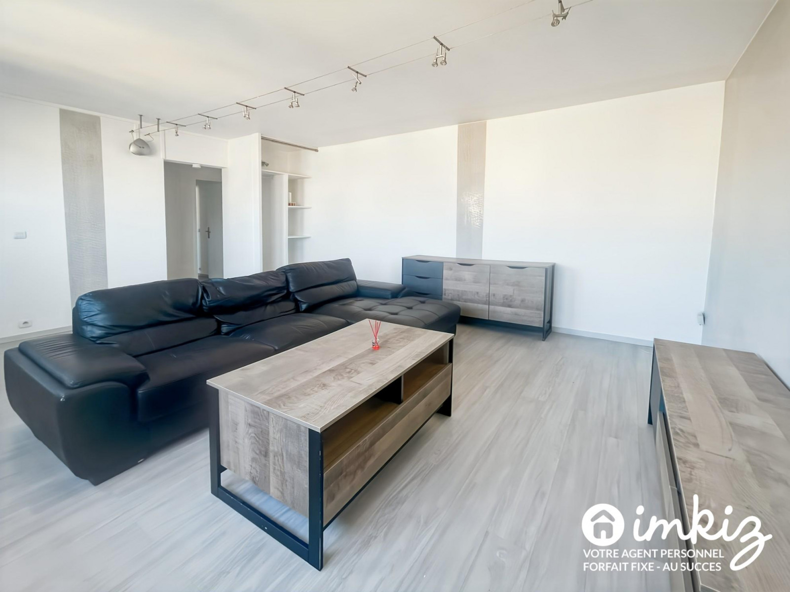 Vente
                                                 Appartement 2 pièces