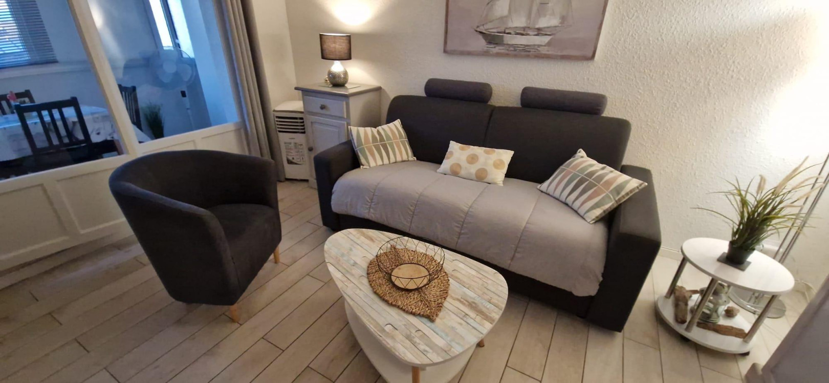 
                                                Vente
                                                 Appartement 2 pièces