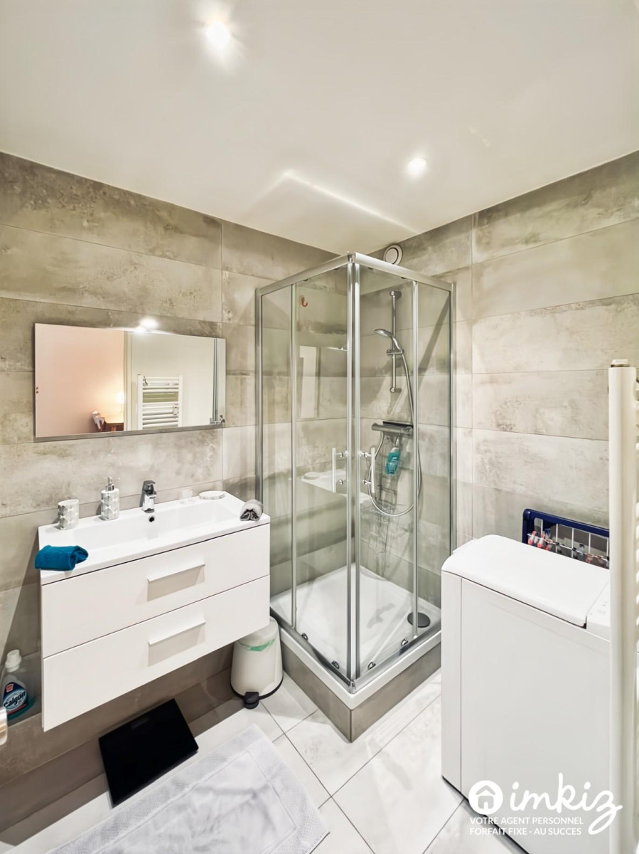 
                                                Vente
                                                 Appartement 2 pièces