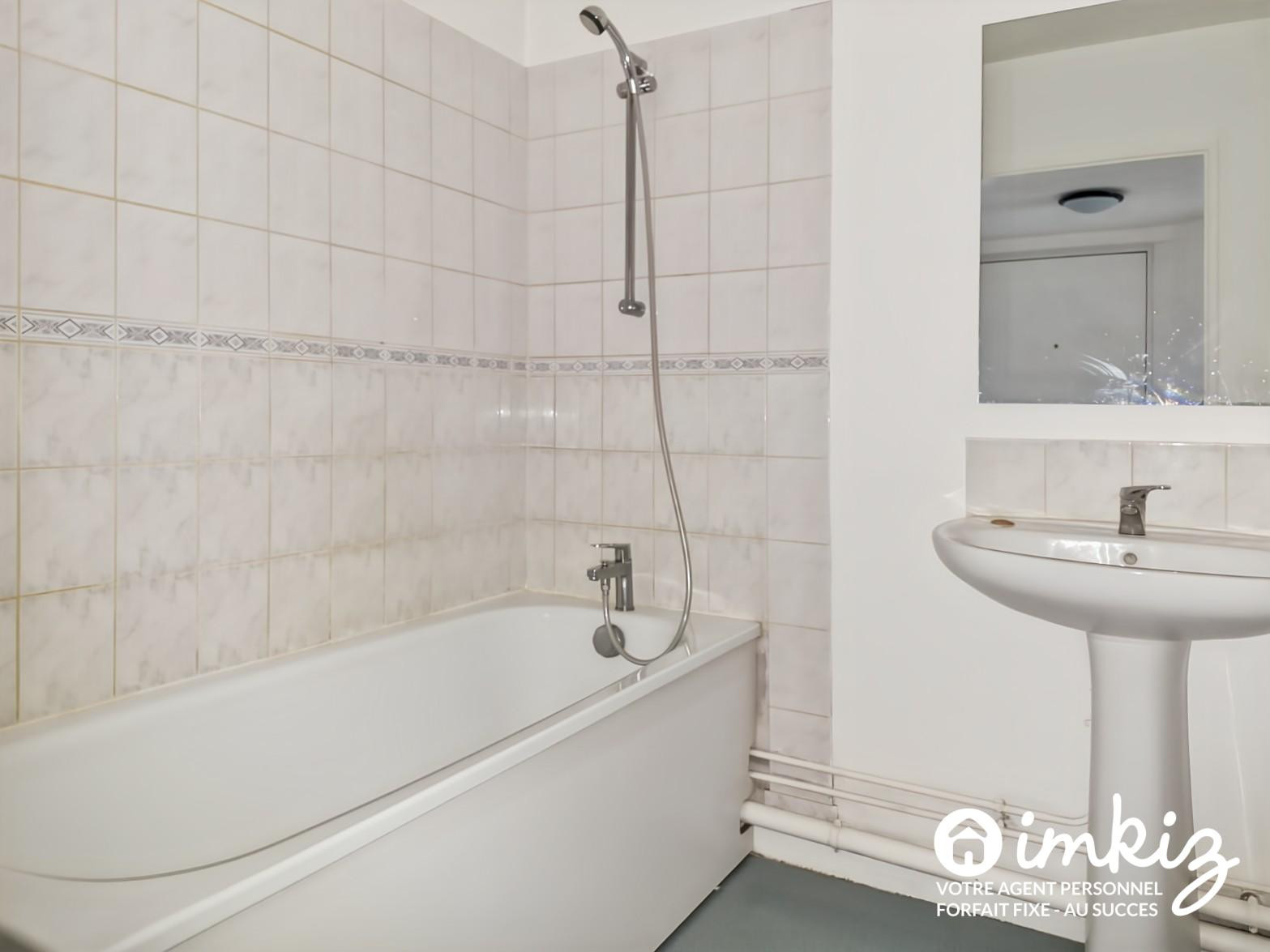 
                                                Vente
                                                 Appartement 2 pièces