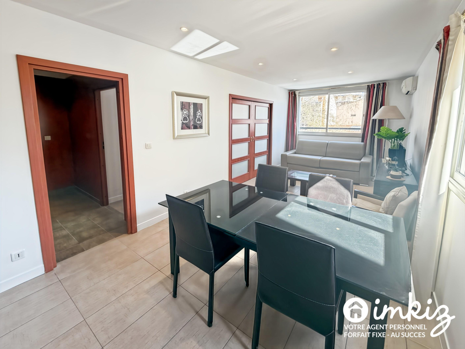 
                                                Vente
                                                 Appartement 2 pièces