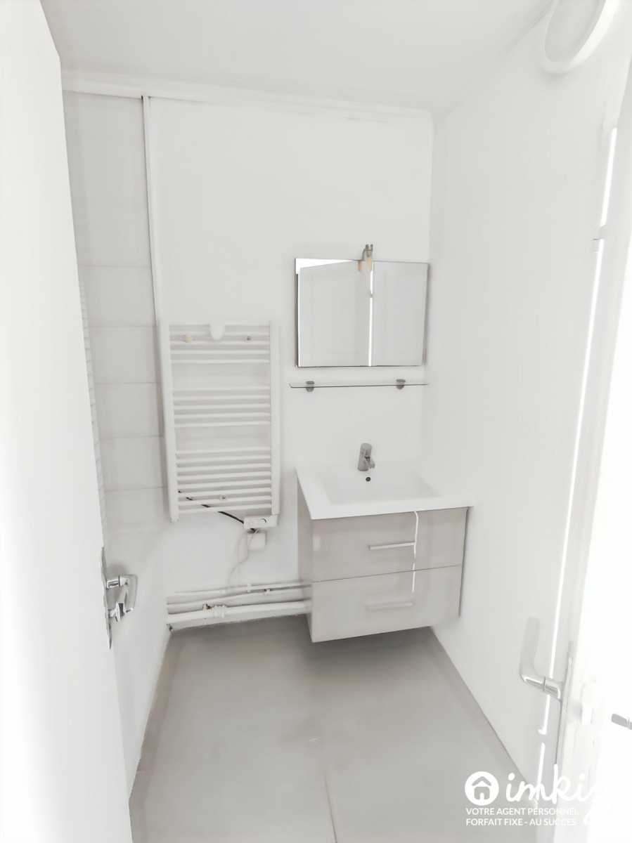 
                                                Vente
                                                 Appartement 2 pièces