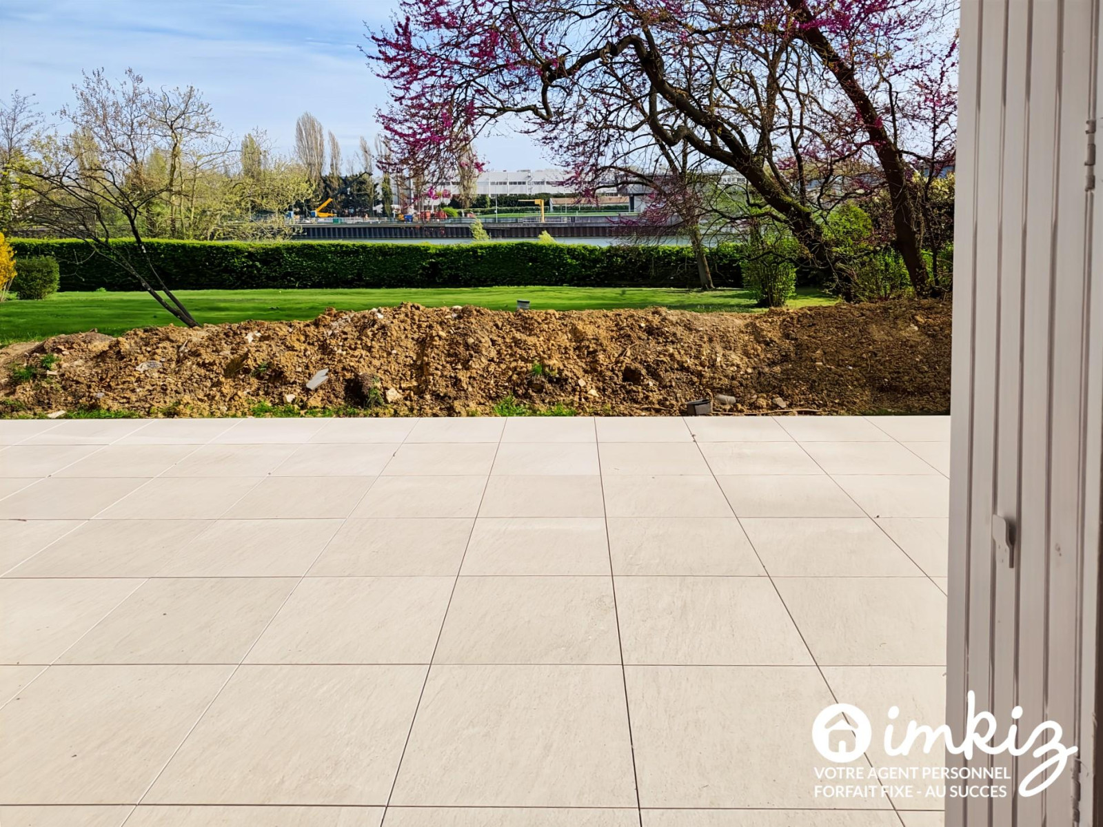 
                                                Vente
                                                 Appartement 2 pièces