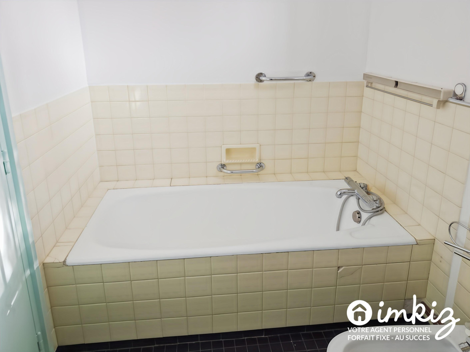 
                                                Vente
                                                 Appartement 2 pièces