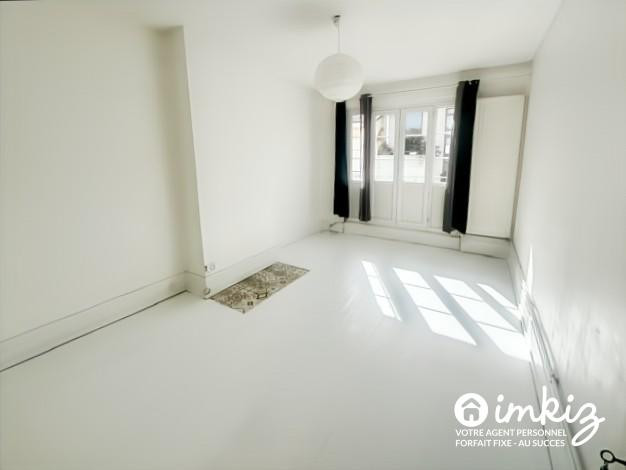 
                                                Vente
                                                 Appartement 2 pièces