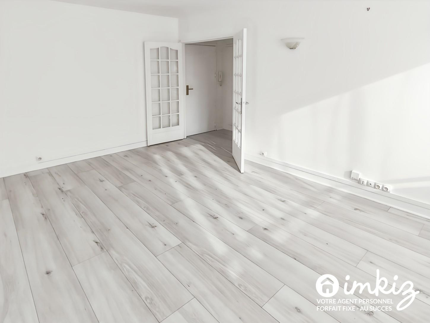 
                                                Vente
                                                 Appartement 2 pièces