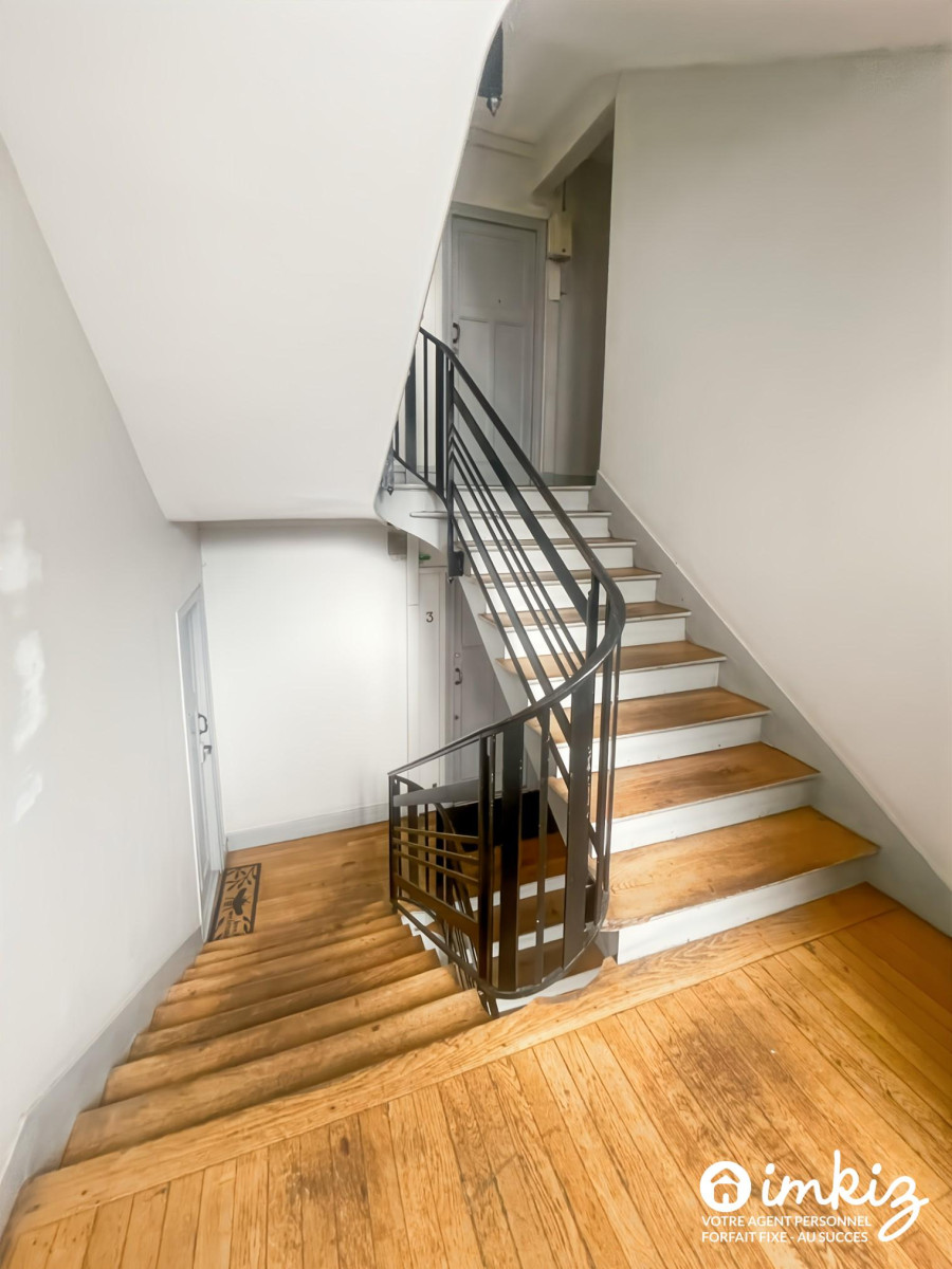 
                                                Vente
                                                 Appartement 2 pièces