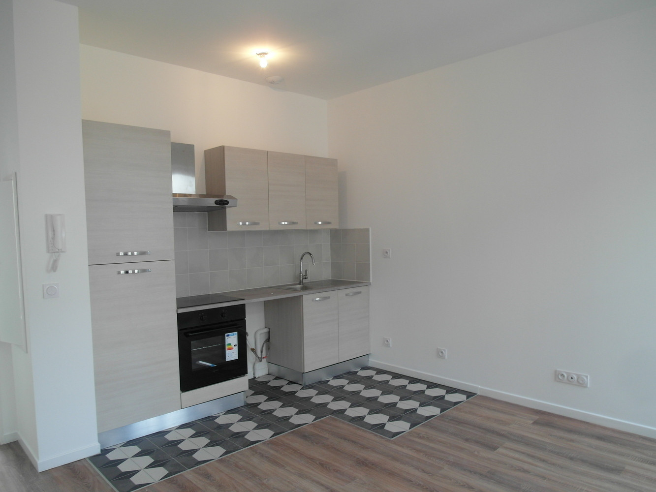 
                                                Vente
                                                 Appartement 2 pièces