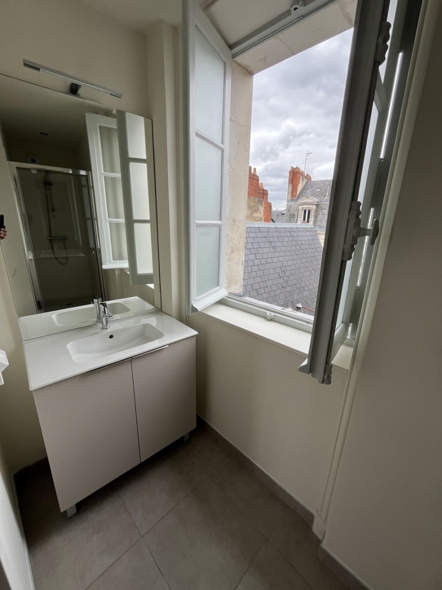 
                                                Location
                                                 Appartement 2 pièces
