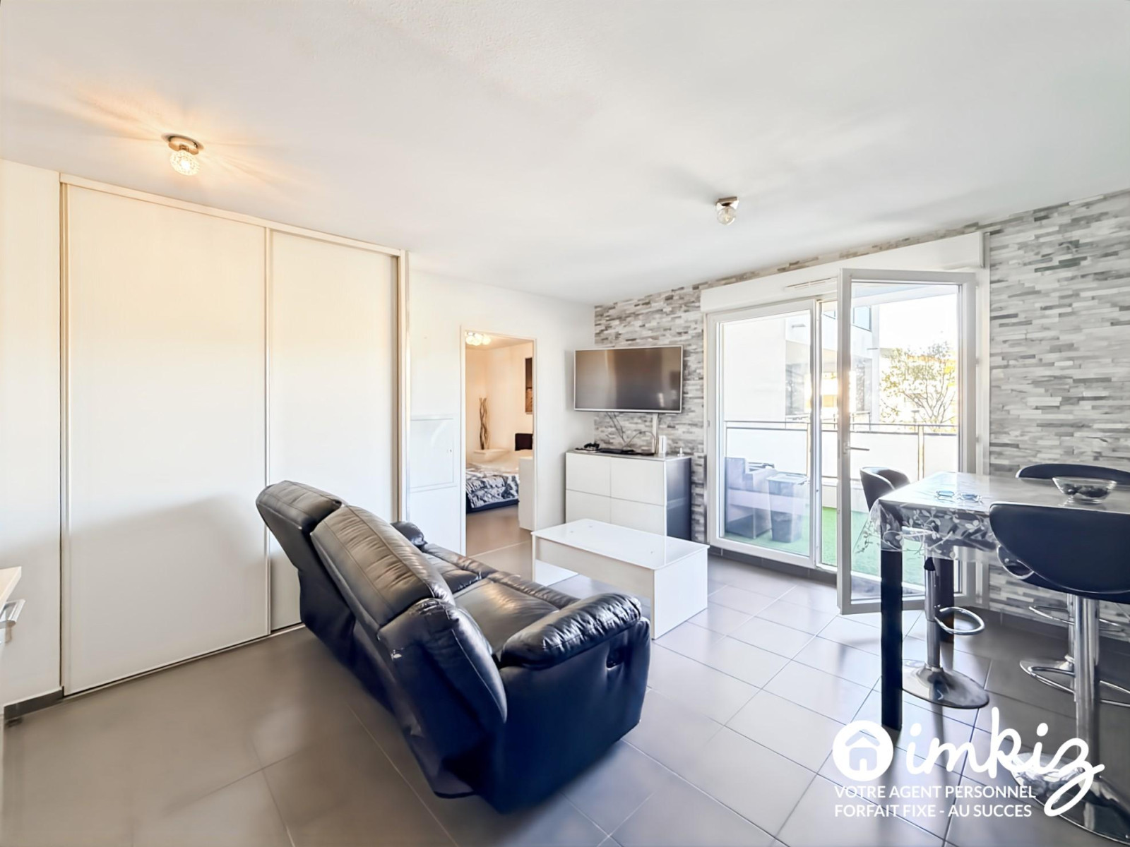 
                                                Vente
                                                 Appartement 2 pièces