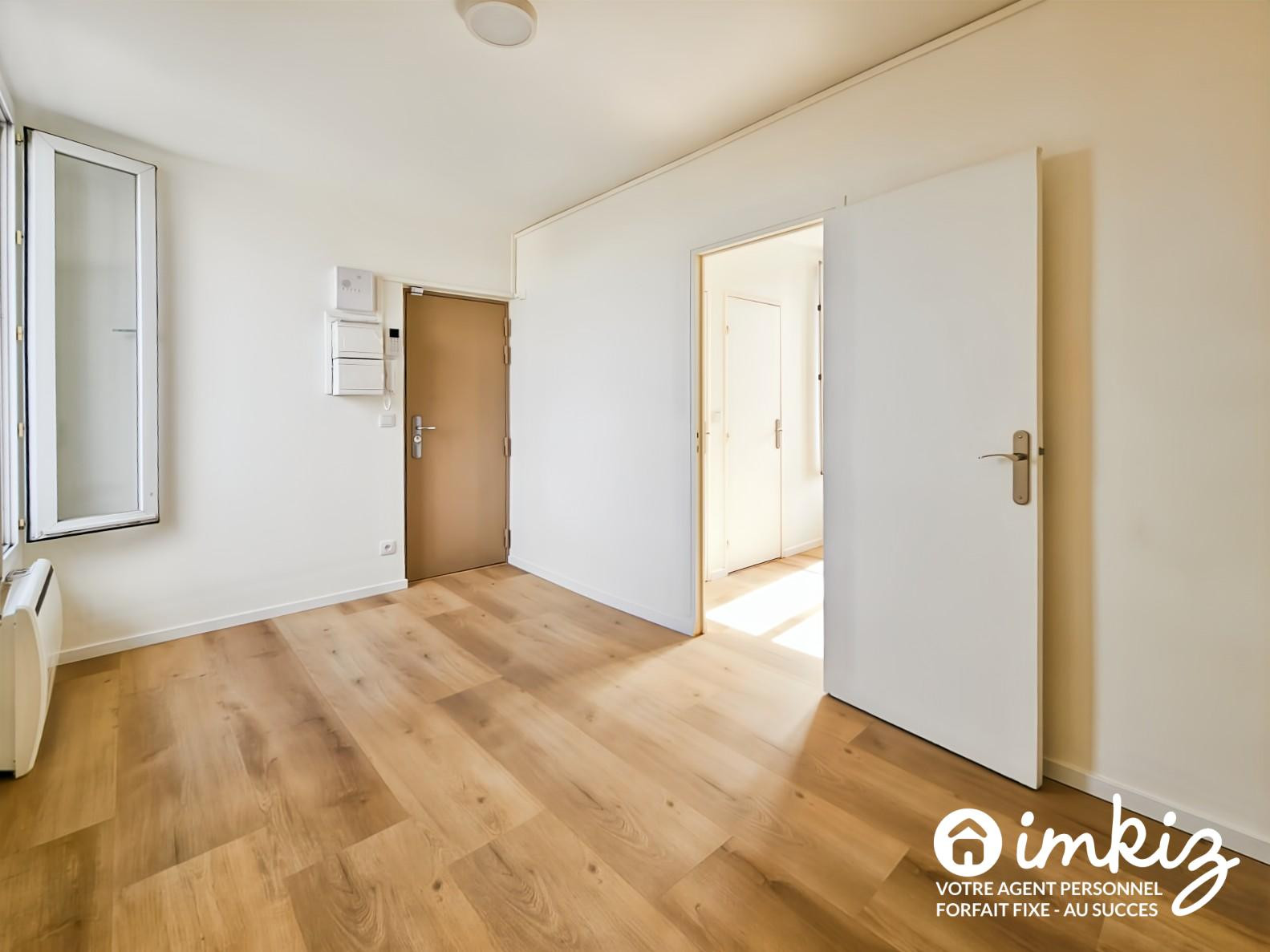 
                                                Vente
                                                 Appartement 2 pièces