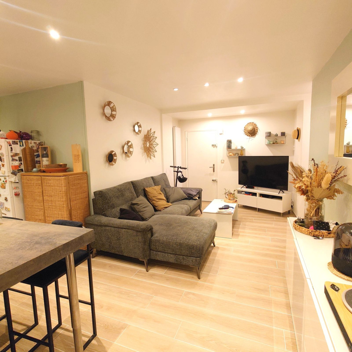 
                                                Location
                                                 APPARTEMENT 2 PIECES