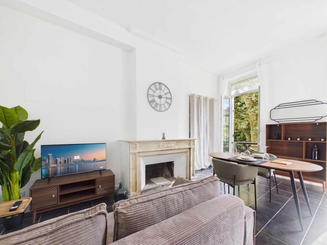 
                                                Location
                                                 Appartement 2 pièces