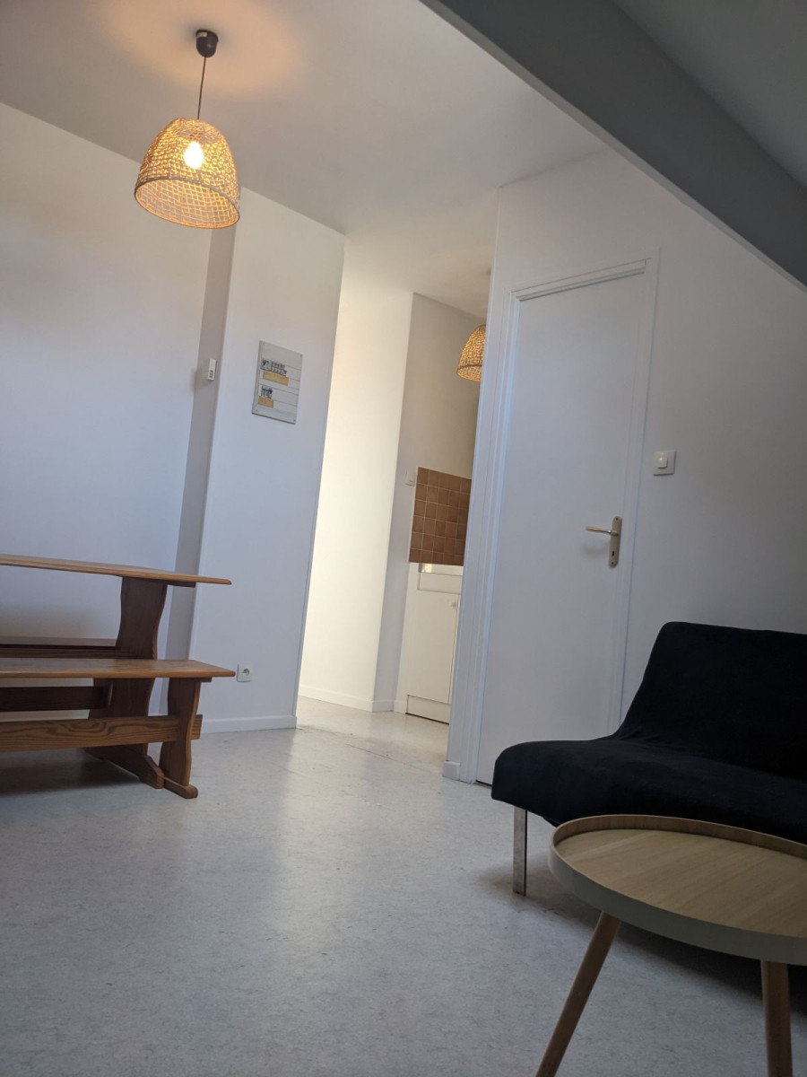 
                                                Location
                                                 Appartement 2 pièces à Lille 1 chambre · 31m²