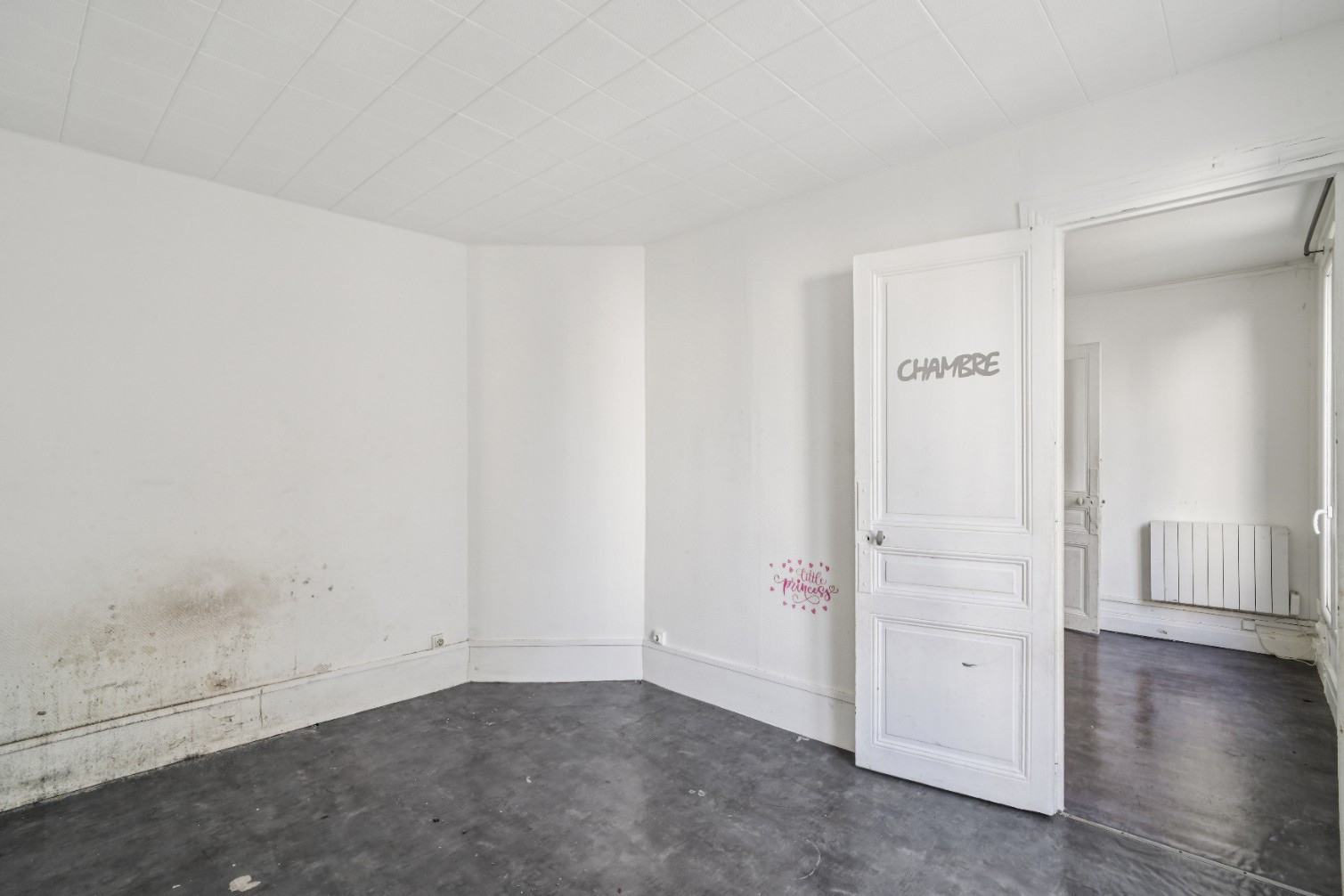 
                                                Vente
                                                 Appartement 2 pièces à rénover - Paris 17e
