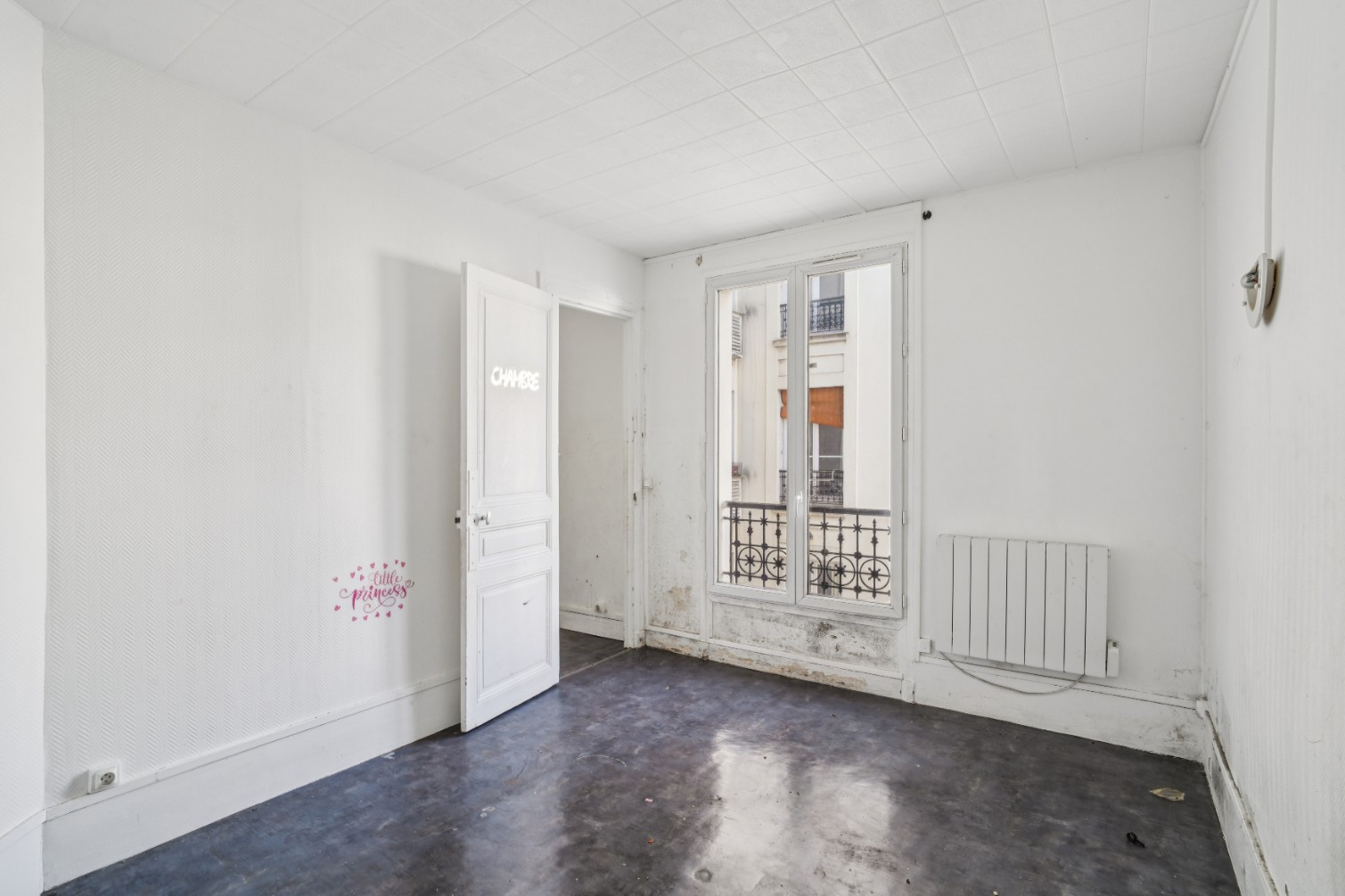 
                                                Vente
                                                 Appartement 2 pièces à rénover - Paris 17e